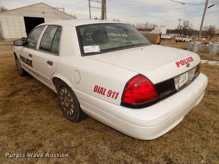 image for item DD2887 2003 Ford Crown Victoria Police Interceptor