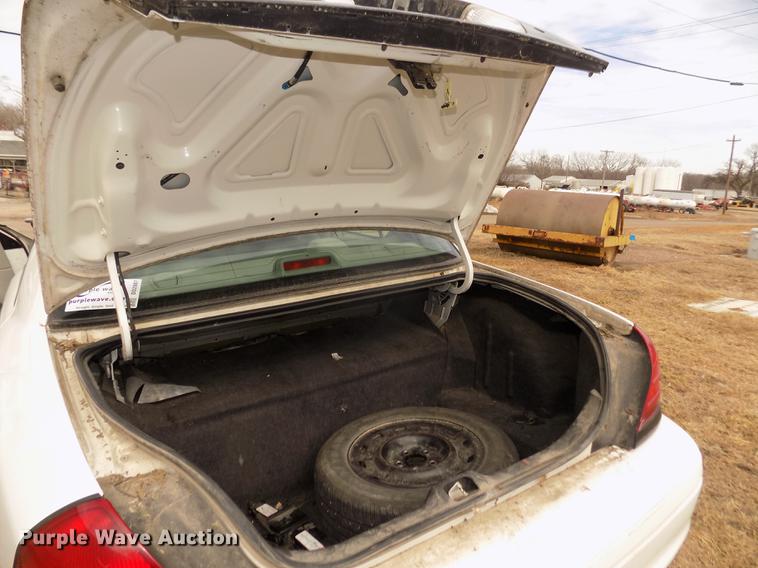 image for item DD2887 2003 Ford Crown Victoria Police Interceptor