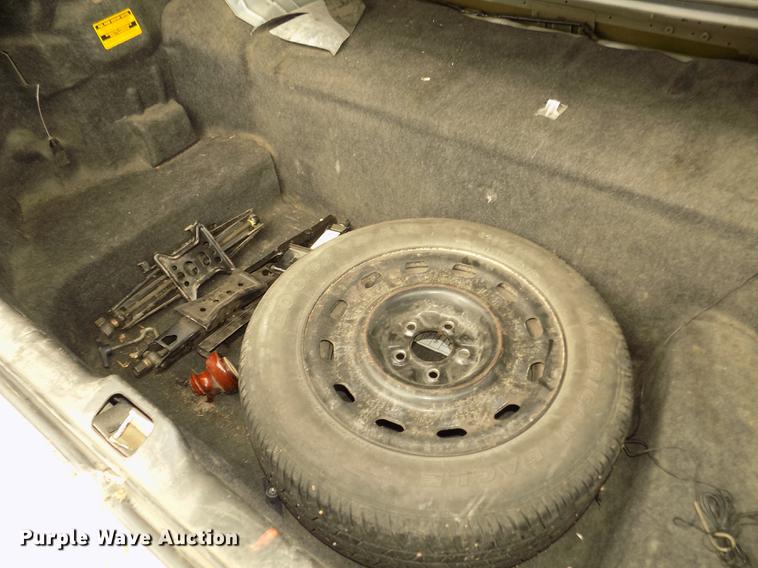 image for item DD2887 2003 Ford Crown Victoria Police Interceptor