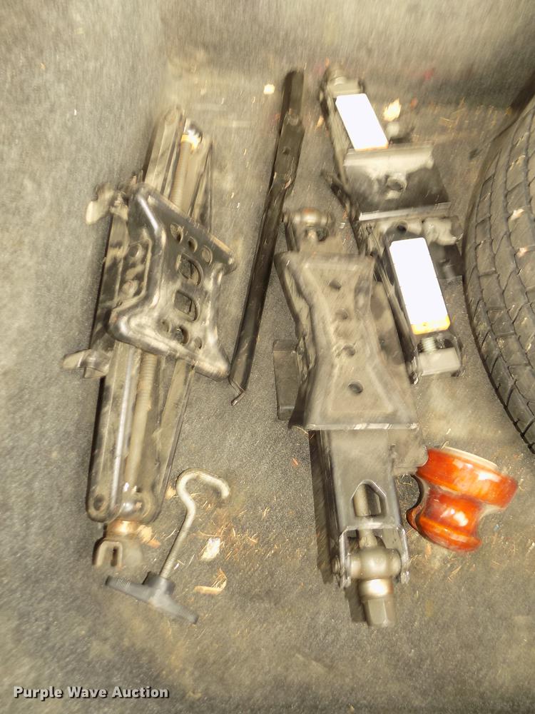 image for item DD2887 2003 Ford Crown Victoria Police Interceptor