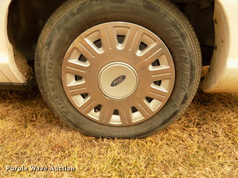 image for item DD2887 2003 Ford Crown Victoria Police Interceptor