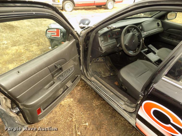image for item DD2889 2008 Ford Crown Victoria Police Interceptor