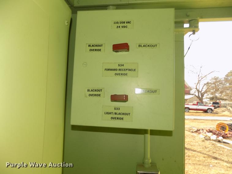 image for item DD2890 1999 office building