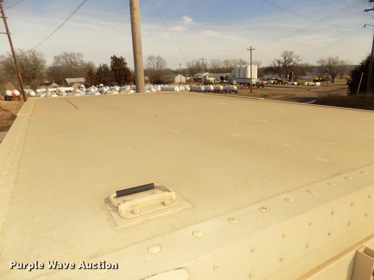 image for item DD2890 1999 office building