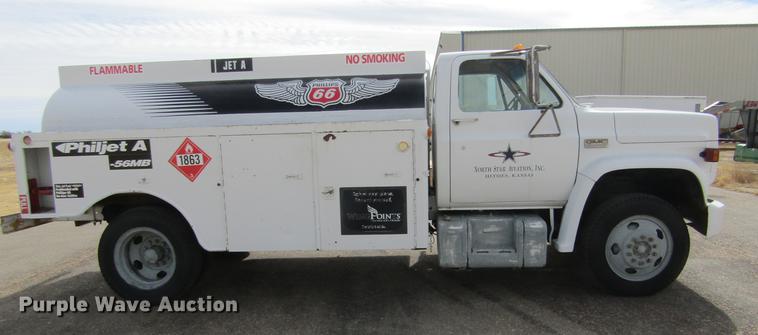 image for item DE6589 1976 GMC 6000 fuel truck