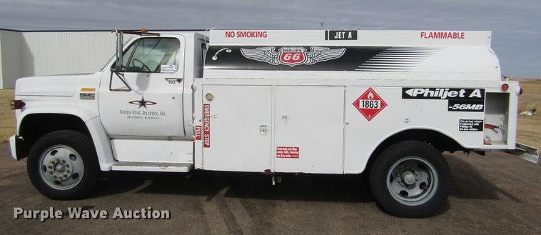 image for item DE6589 1976 GMC 6000 fuel truck