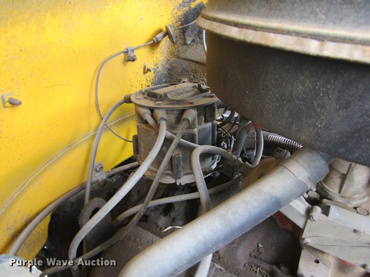 image for item DE6589 1976 GMC 6000 fuel truck