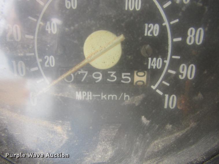 image for item DE6589 1976 GMC 6000 fuel truck