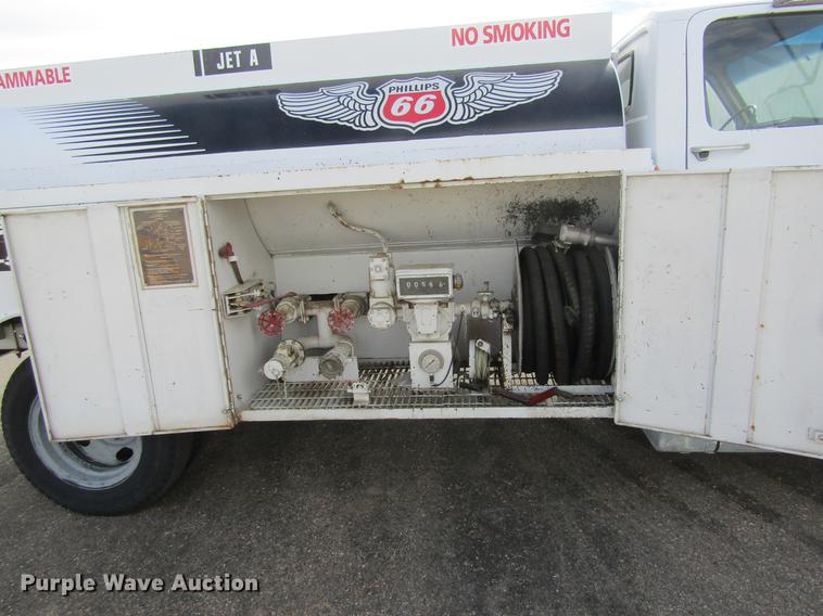 image for item DE6589 1976 GMC 6000 fuel truck