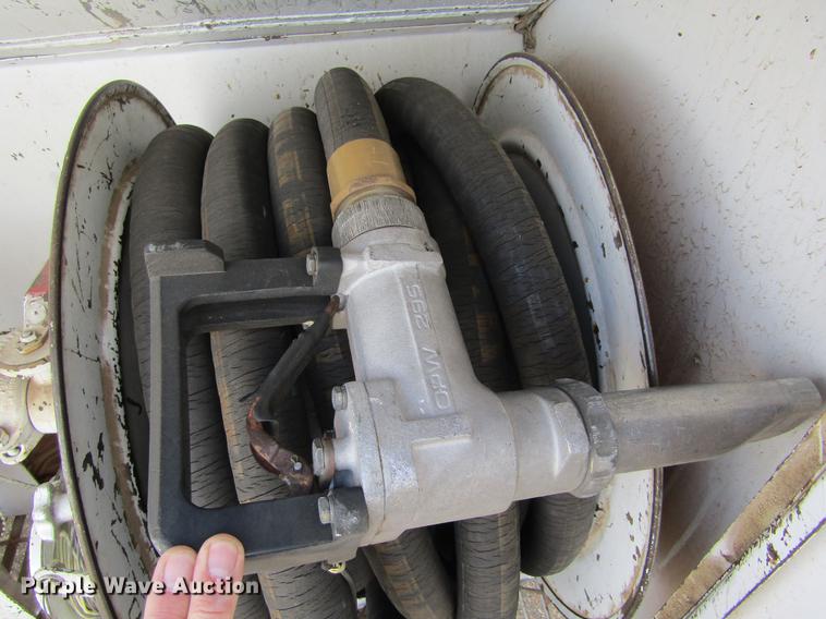 image for item DE6589 1976 GMC 6000 fuel truck