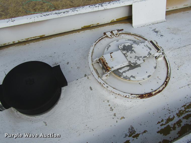 image for item DE6589 1976 GMC 6000 fuel truck