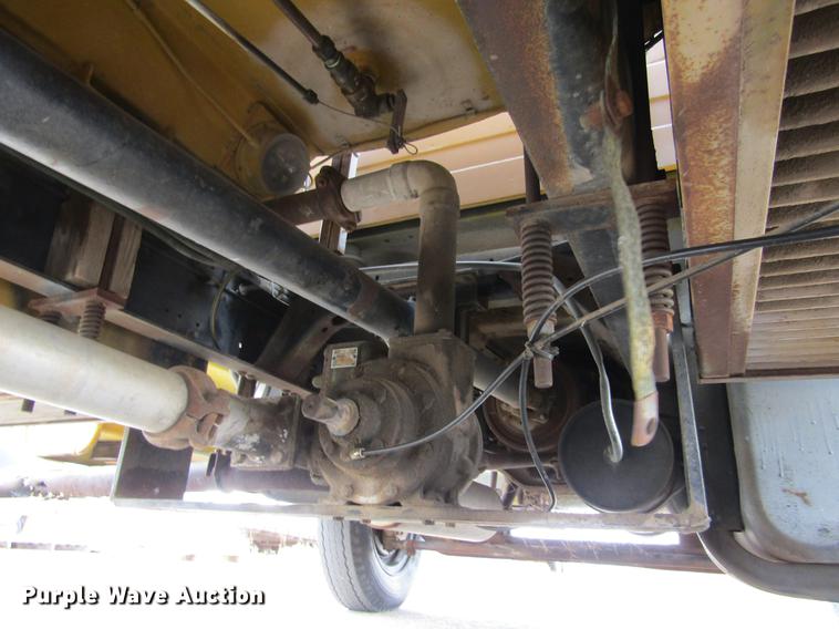 image for item DE6589 1976 GMC 6000 fuel truck