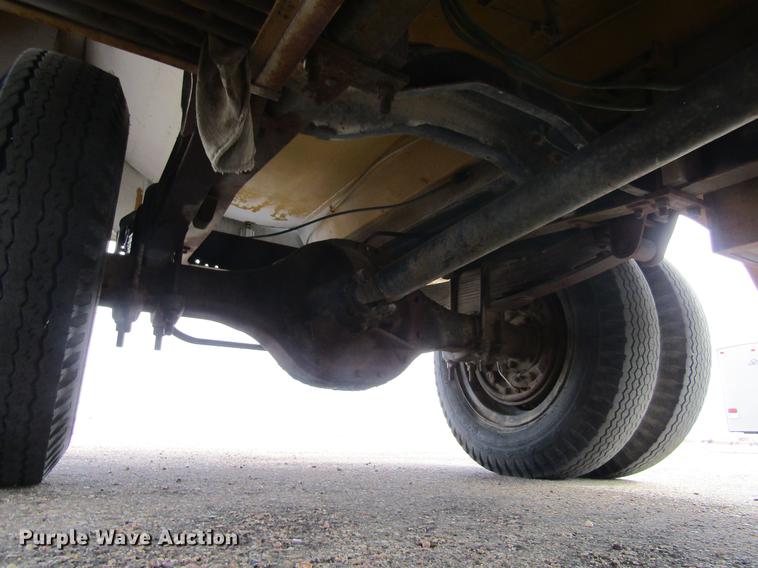 image for item DE6589 1976 GMC 6000 fuel truck