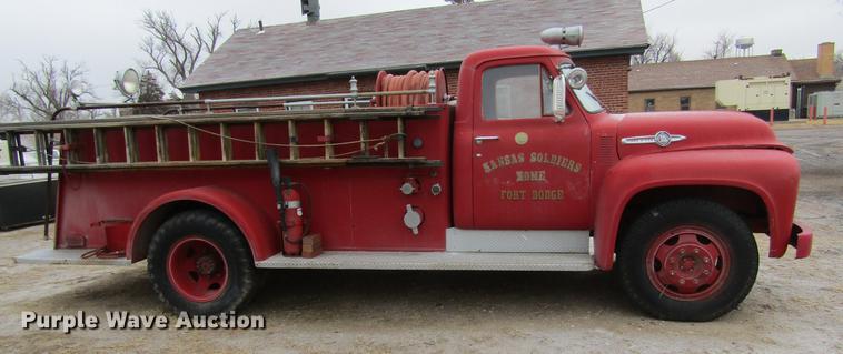image for item DE6607 1953 Ford F800 Big Job fire truck
