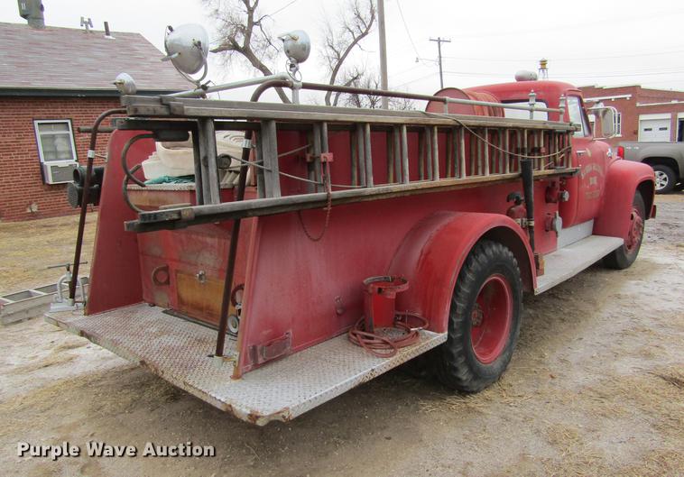image for item DE6607 1953 Ford F800 Big Job fire truck