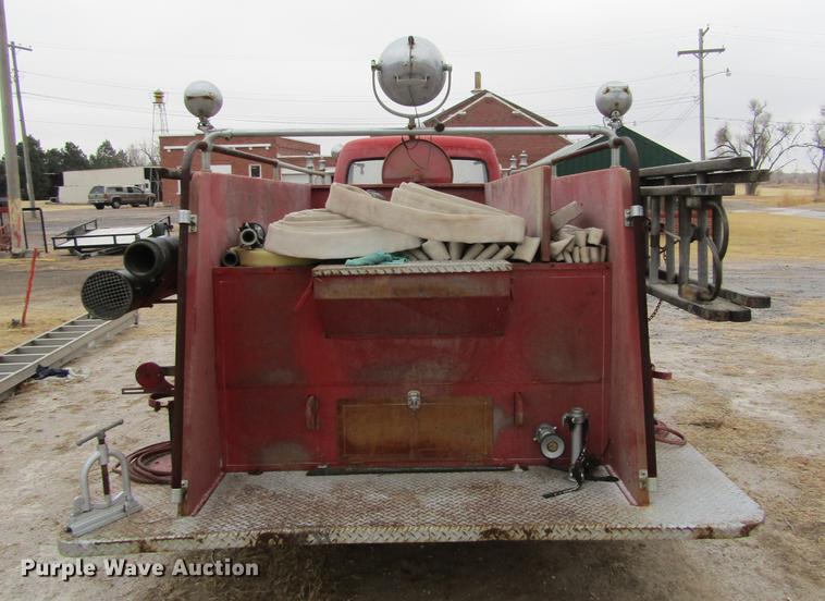 image for item DE6607 1953 Ford F800 Big Job fire truck