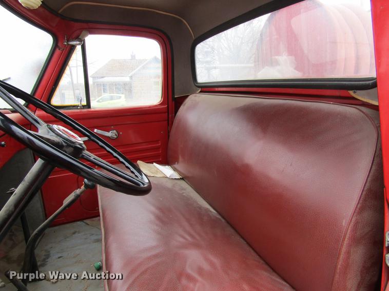 image for item DE6607 1953 Ford F800 Big Job fire truck