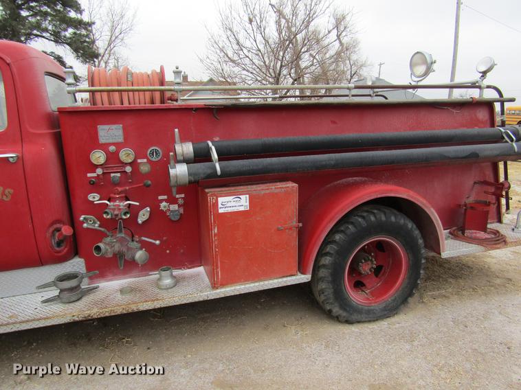 image for item DE6607 1953 Ford F800 Big Job fire truck