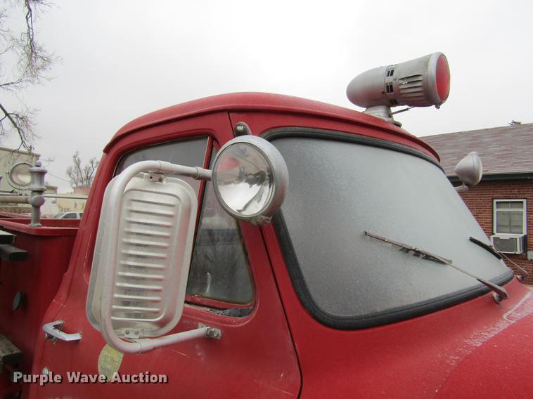 image for item DE6607 1953 Ford F800 Big Job fire truck