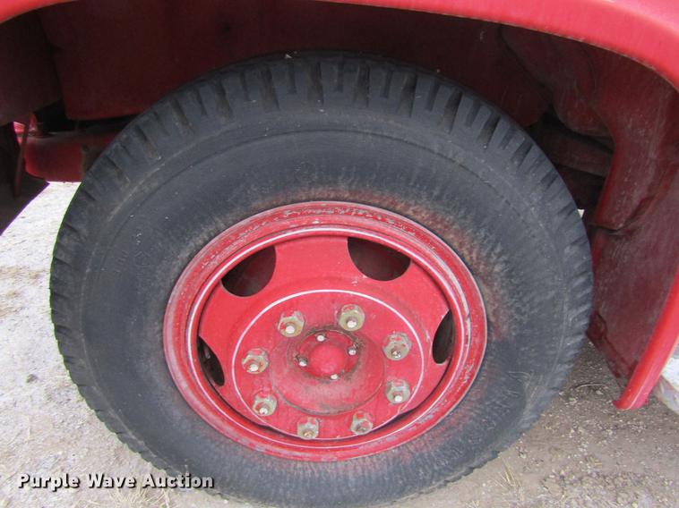 image for item DE6607 1953 Ford F800 Big Job fire truck