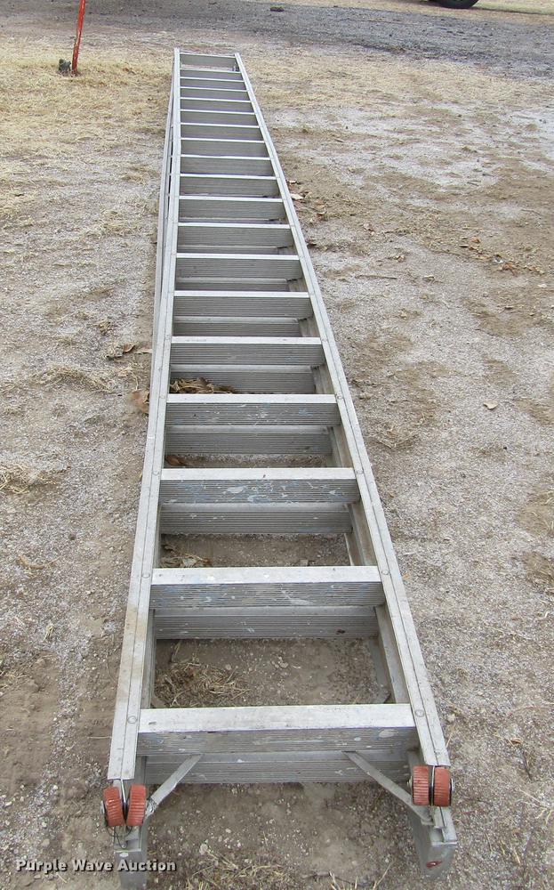 image for item DE6607 1953 Ford F800 Big Job fire truck