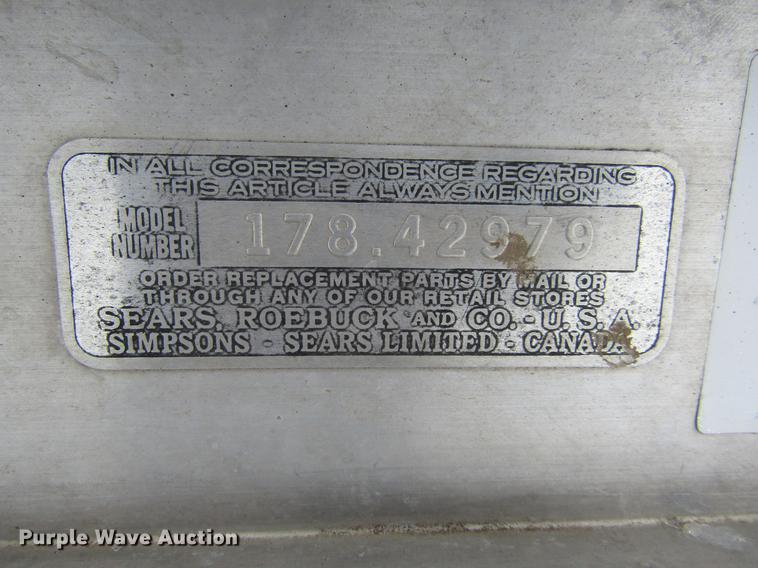 image for item DE6607 1953 Ford F800 Big Job fire truck