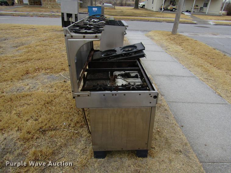 image for item DE6611 (3) ovens