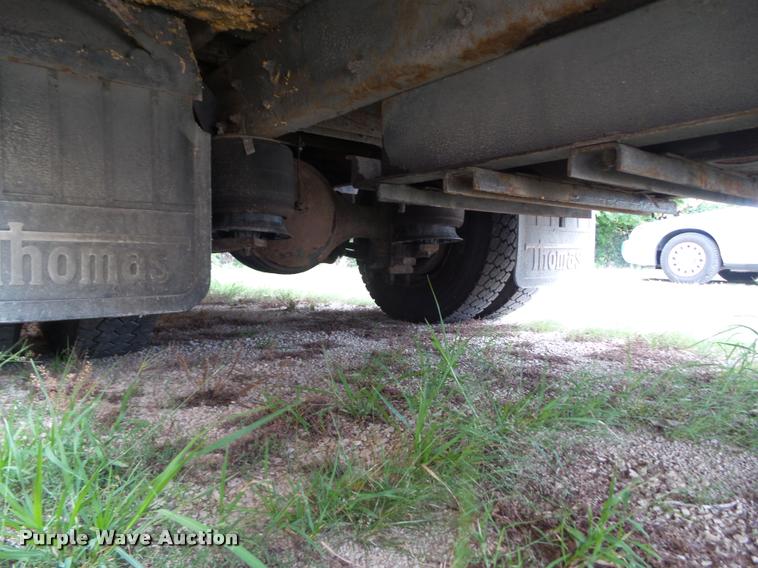 image for item DH9409 2001 Freightliner FS65 school bus