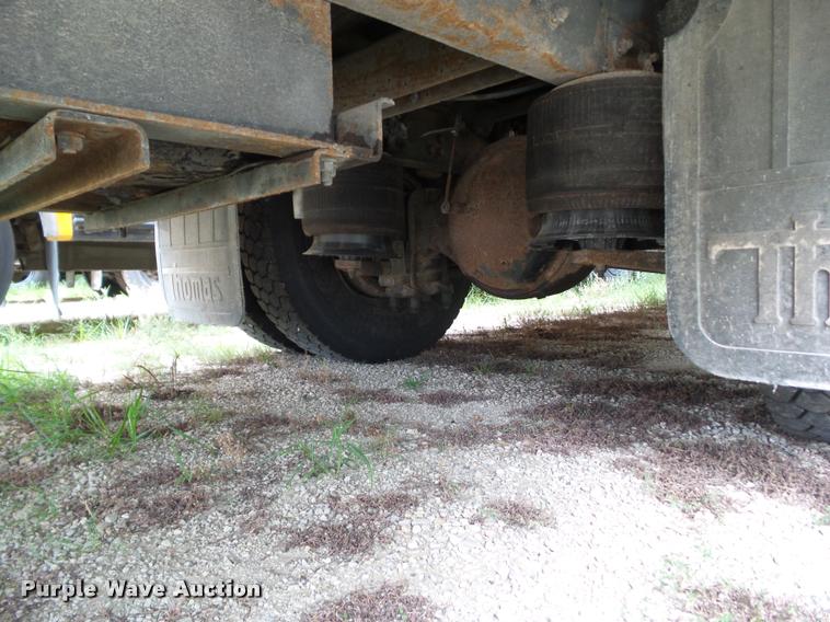 image for item DH9409 2001 Freightliner FS65 school bus