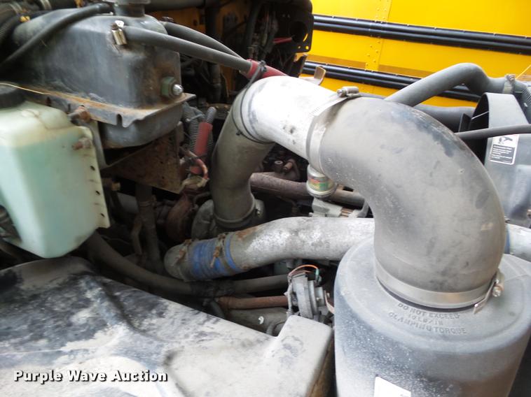 image for item DH9409 2001 Freightliner FS65 school bus