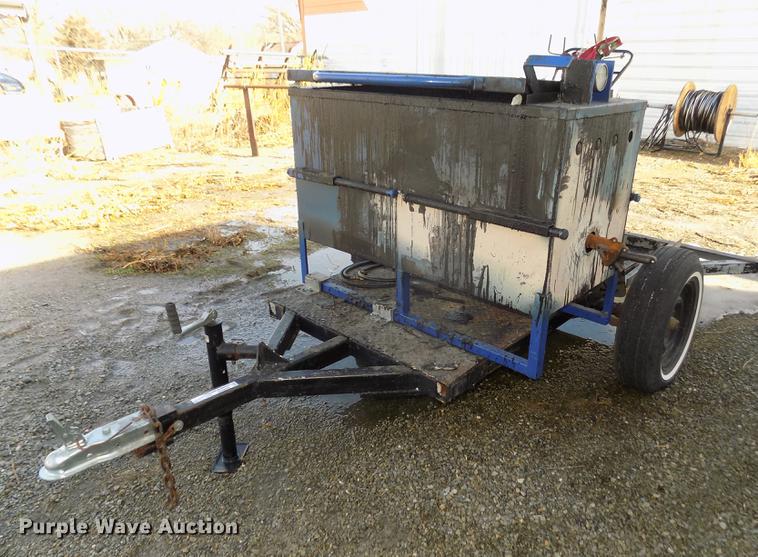 image for item DO9048 Tar pot trailer
