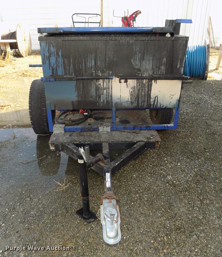 image for item DO9048 Tar pot trailer