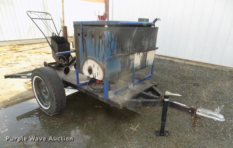 image for item DO9048 Tar pot trailer