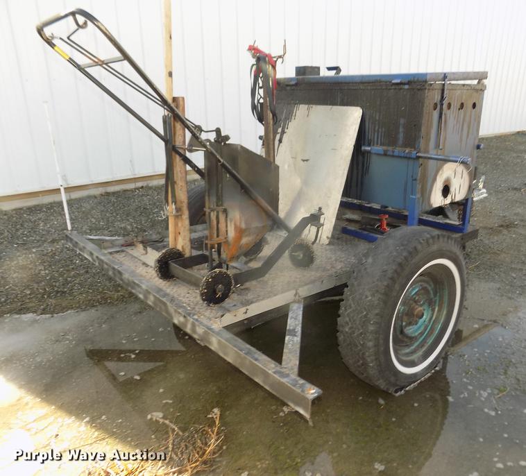 image for item DO9048 Tar pot trailer