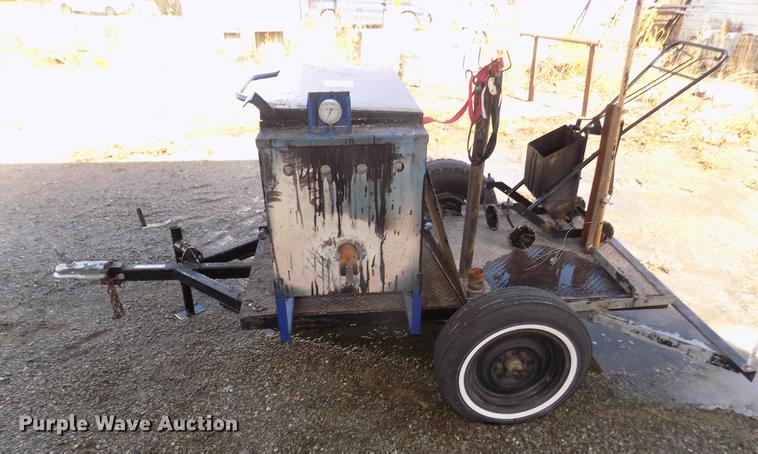 image for item DO9048 Tar pot trailer