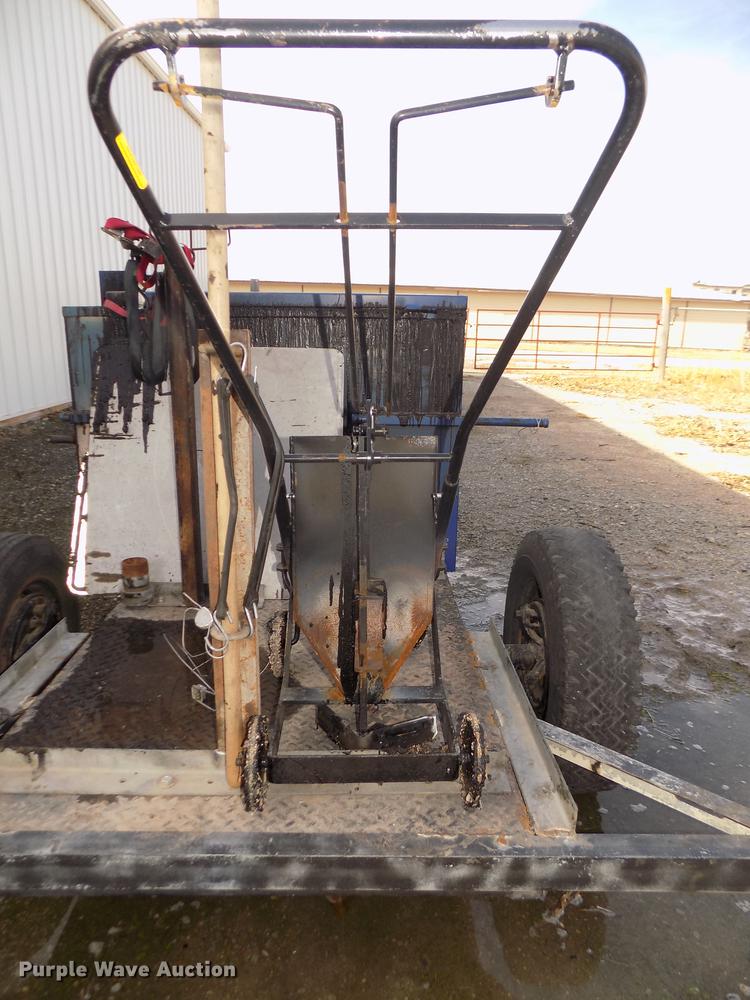 image for item DO9048 Tar pot trailer