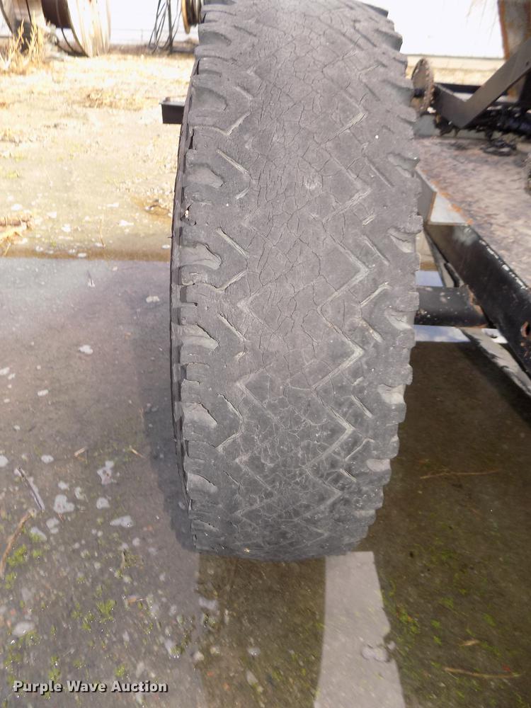 image for item DO9048 Tar pot trailer