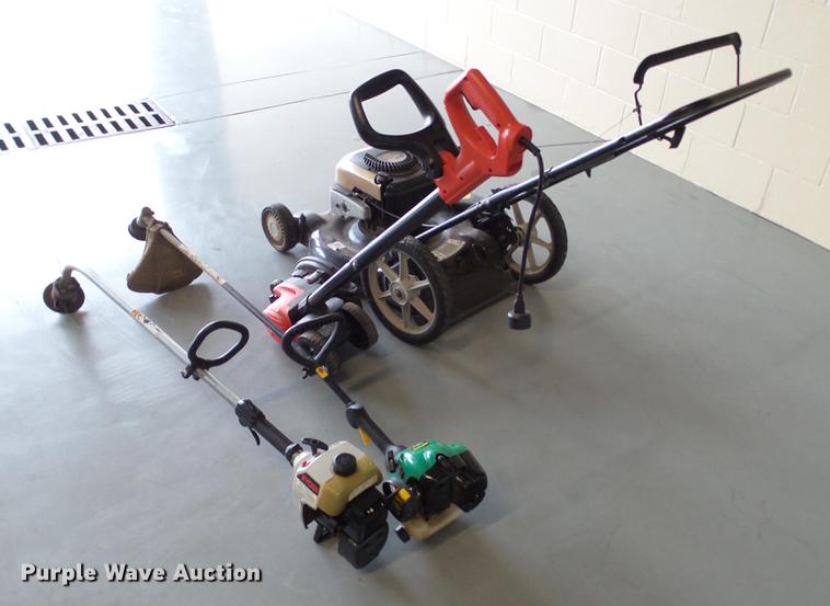 image for item DT9502 Lawn and garden equipment