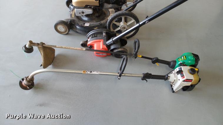 image for item DT9502 Lawn and garden equipment