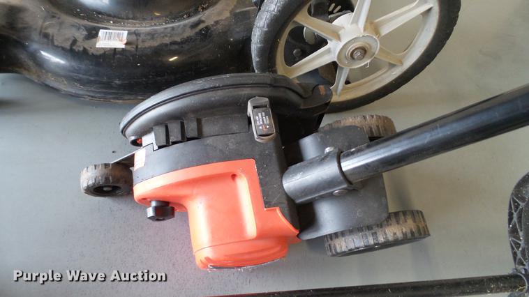 image for item DT9502 Lawn and garden equipment