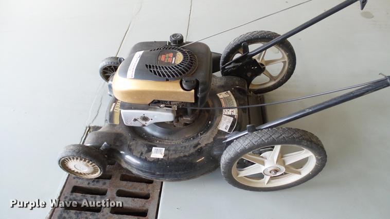 image for item DT9502 Lawn and garden equipment