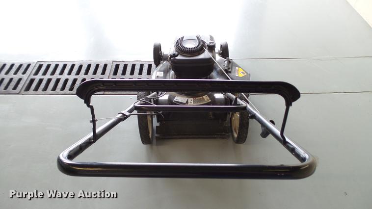 image for item DT9502 Lawn and garden equipment