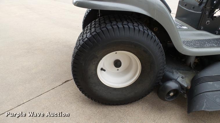 image for item DT9503 Craftsman LT2000 lawn mower