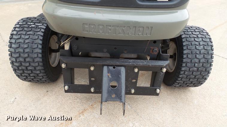 image for item DT9503 Craftsman LT2000 lawn mower