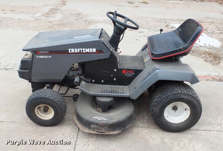 image for item DT9504 Craftsman LT4000 lawn mower
