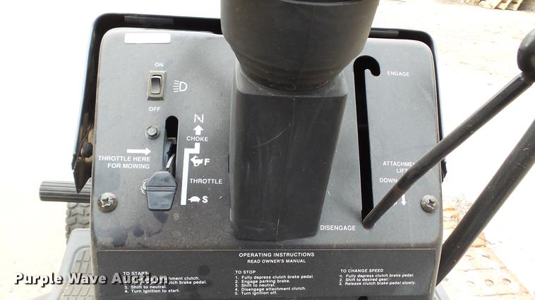 image for item DT9504 Craftsman LT4000 lawn mower