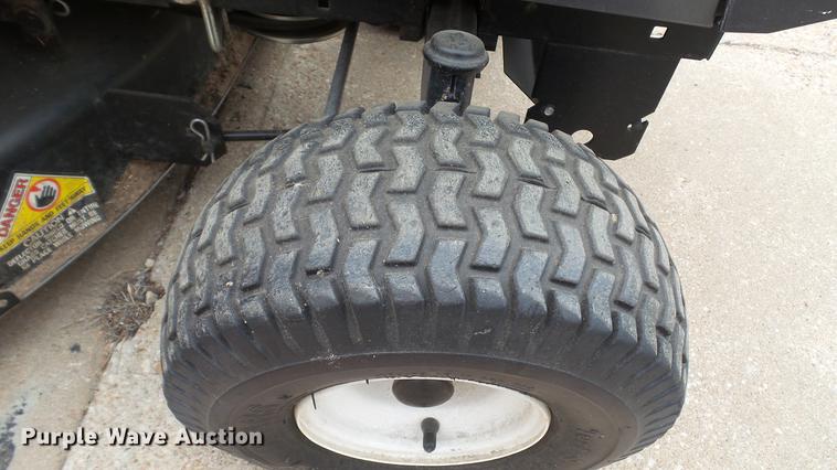 image for item DT9504 Craftsman LT4000 lawn mower