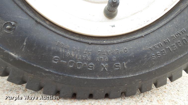 image for item DT9504 Craftsman LT4000 lawn mower