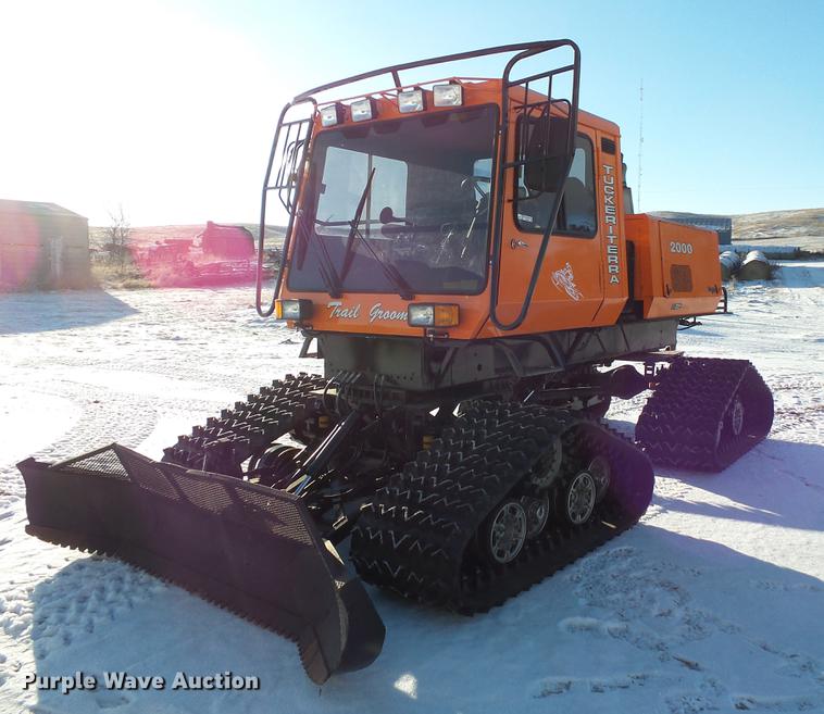 image for item EA9674 2004 Sno-Cat 2000D125-5 trail groomer