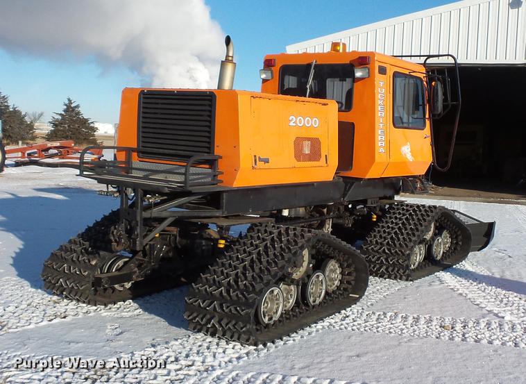 image for item EA9674 2004 Sno-Cat 2000D125-5 trail groomer